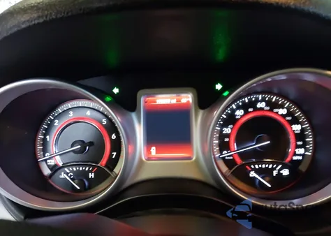 2020 Dodge Journey Se Value z USA, uszkodzony, nr VIN 3C4PDCAB3LT181185